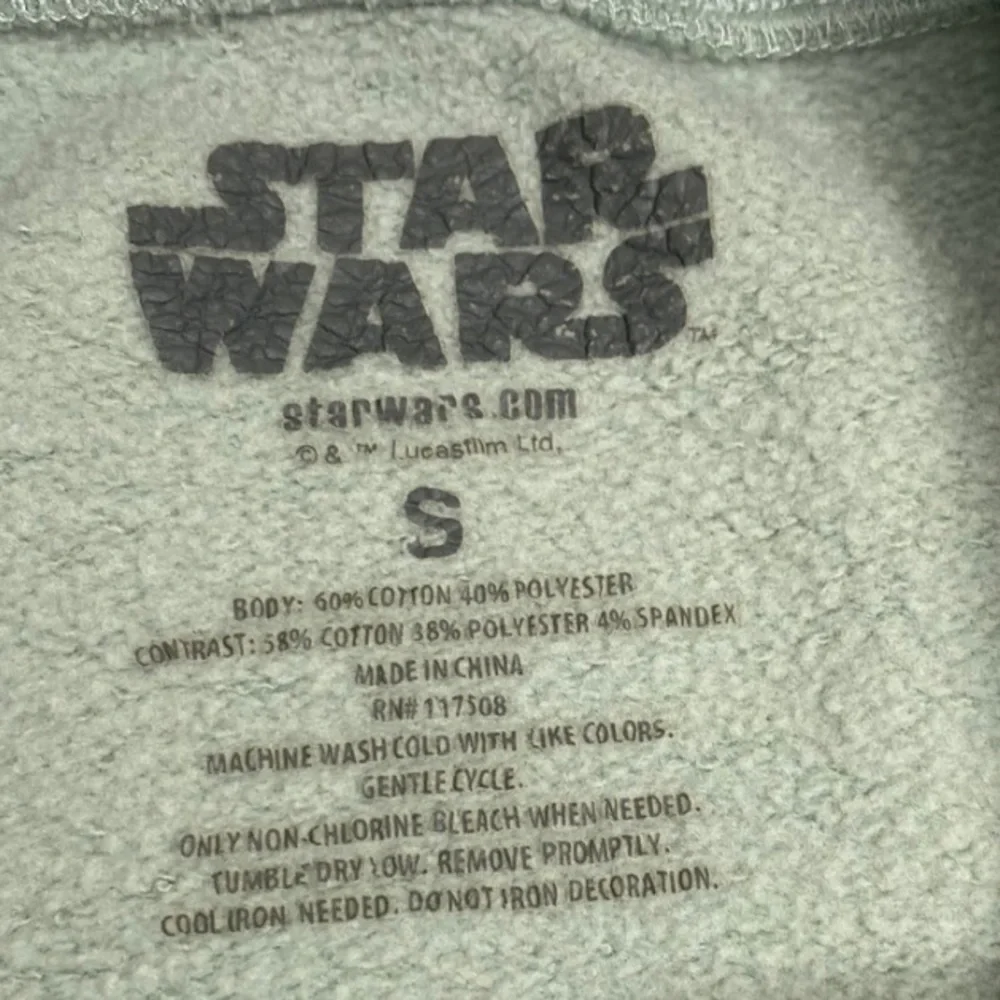 Baby Yoda Grogu Cropped Sweatshirt Sage Green Sz Sm
